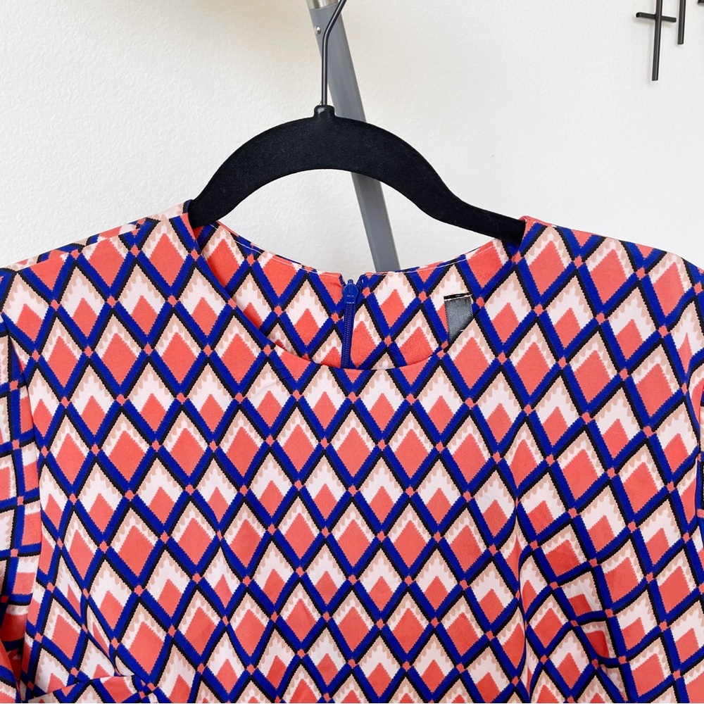 Geometric Patterned Mini Dress with Short Sleeves - S - Picture 3 of 6